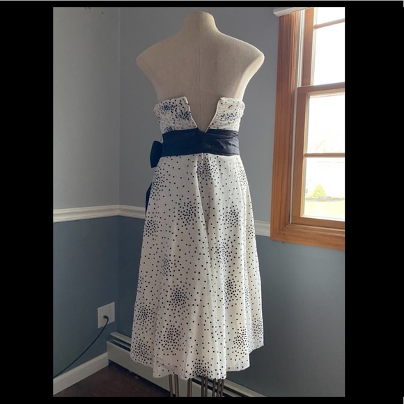 BCBG MAXAZRIA Strapless Black & White dress - Picture 3 of 6
